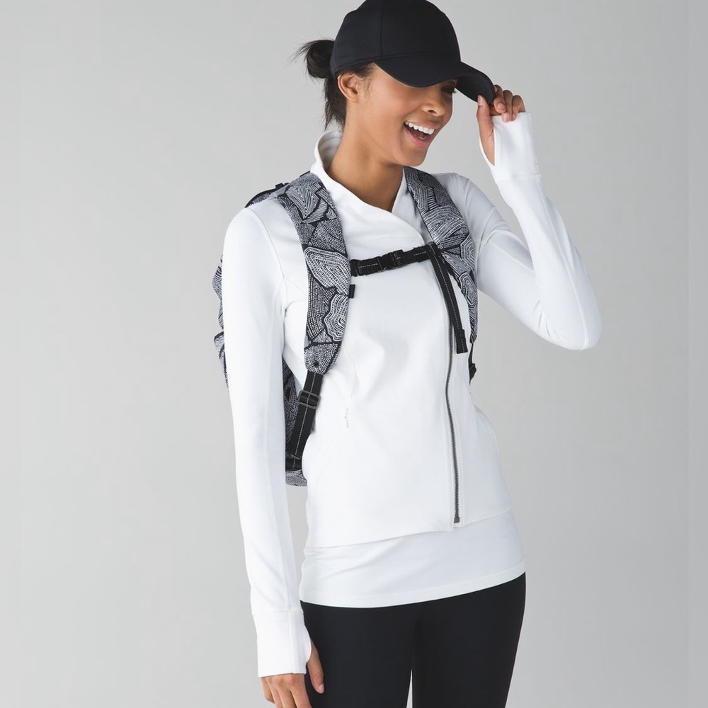Lululemon All Day Backpack Crossover Purse Bag Dottie Tribe White Black - Picture 7 of 12